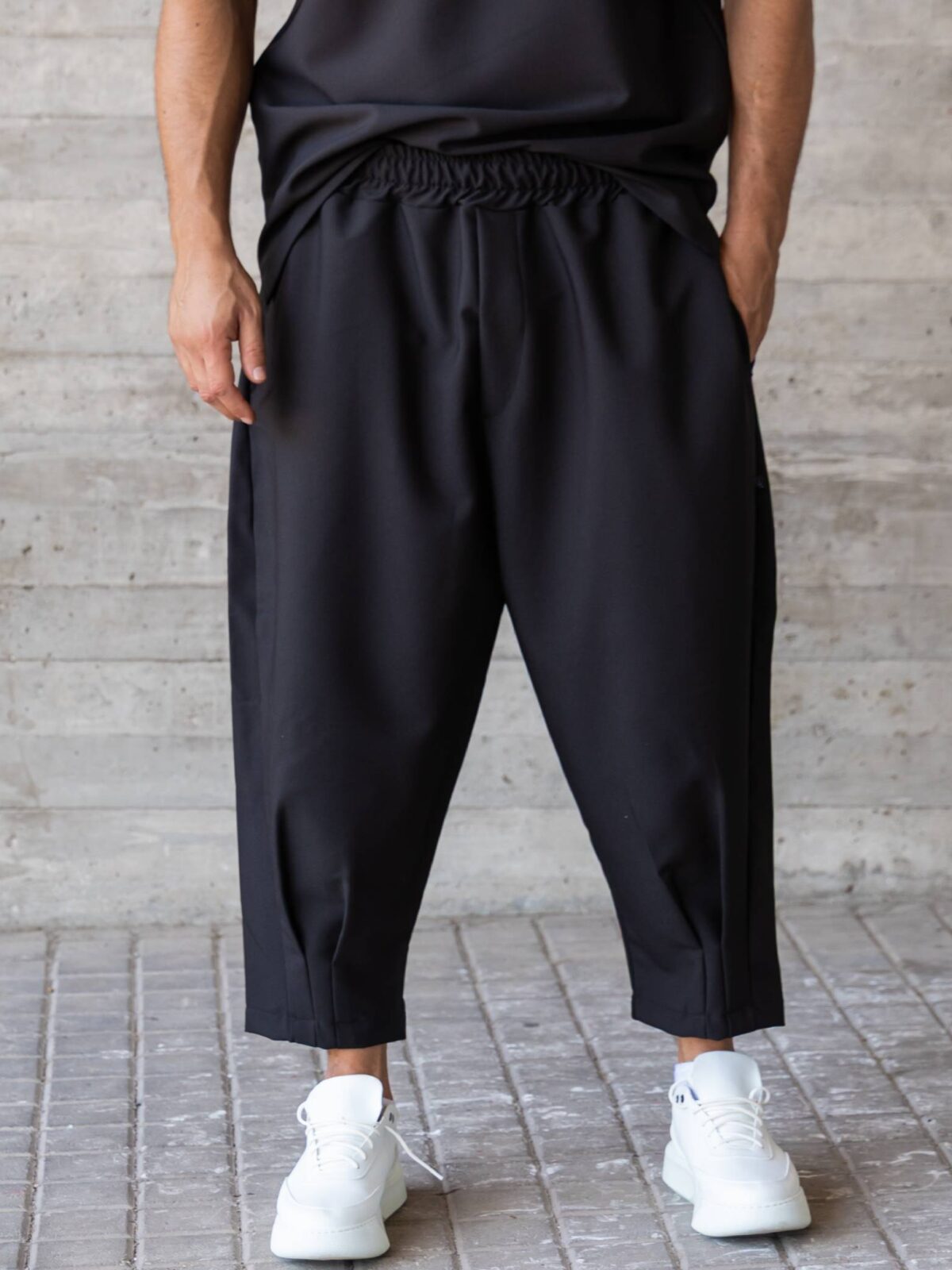 Παντελόνι μαύρο japaneese σε oversized γραμμή