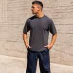 T-Shirt γκρι σε oversized γραμμή - Image 2