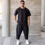 Σετ παντελόνι & T-shirt μαύρο σε oversized γραμμή