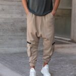 Φόρμα camel cargo σε άνετη γραμμή - Image 3