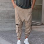 Φόρμα camel cargo σε άνετη γραμμή - Image 2