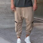 Φόρμα camel cargo σε άνετη γραμμή