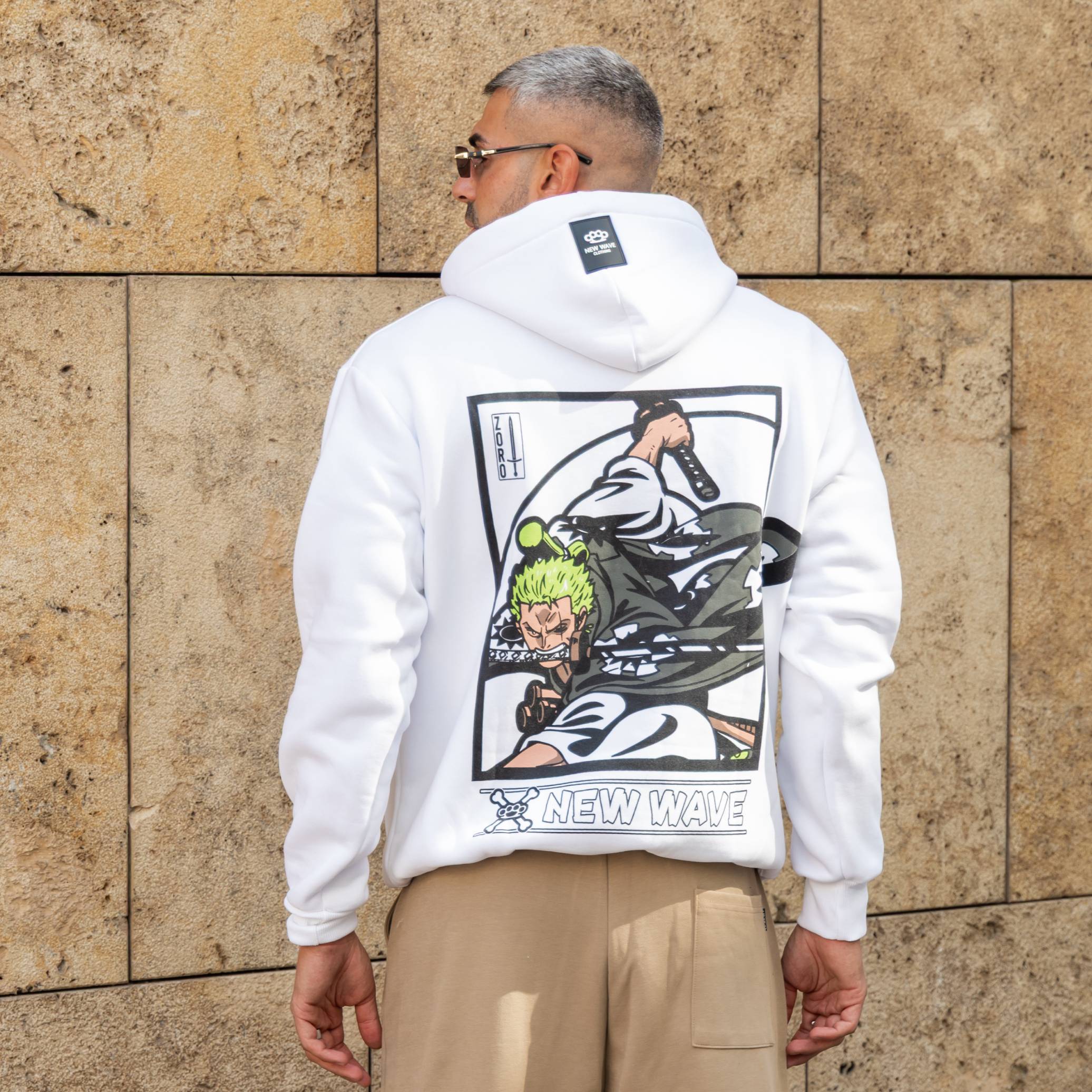 New Project - 2025-09-17T214256.314 Φούτερ λευκό zoro σε κανονική γραμμή - Image 1