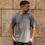 T-Shirt χακί σε oversized γραμμή - Image 2