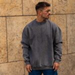 Φούτερ πετροπλυμένο με λαιμόκοψη σε oversized γραμμή - Image 2