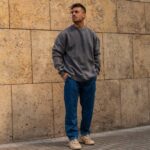 Φούτερ πετροπλυμένο με λαιμόκοψη σε oversized γραμμή - Image 4