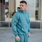 Φούτερ πετρόλ με κουκούλα σε oversized γραμμή