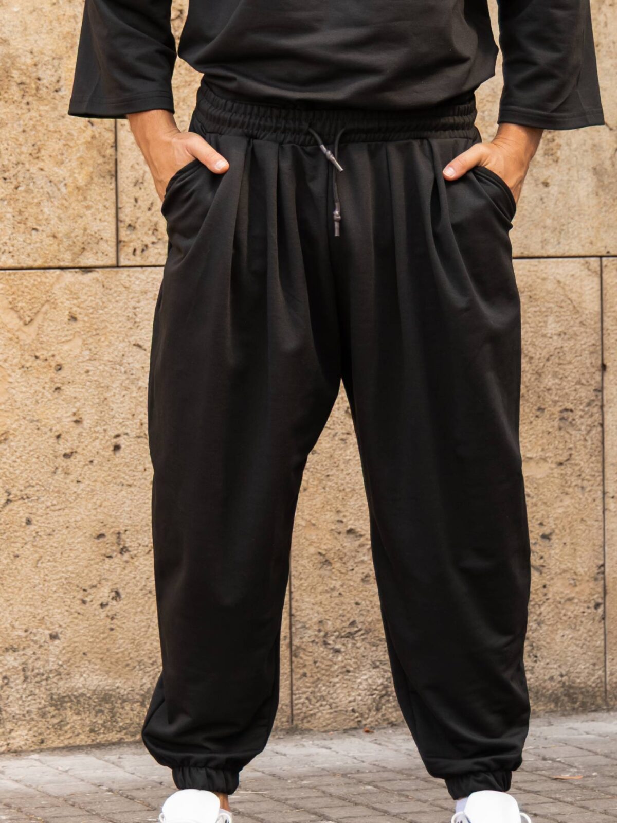 Φόρμα μαύρη oversized με λάστιχο