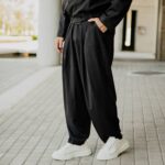 Σετ σακάκι μαύρο & παντελόνι σε άνετη γραμμή - Image 7