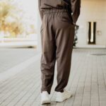 Σετ σακάκι καφέ & παντελόνι σε άνετη γραμμή - Image 7