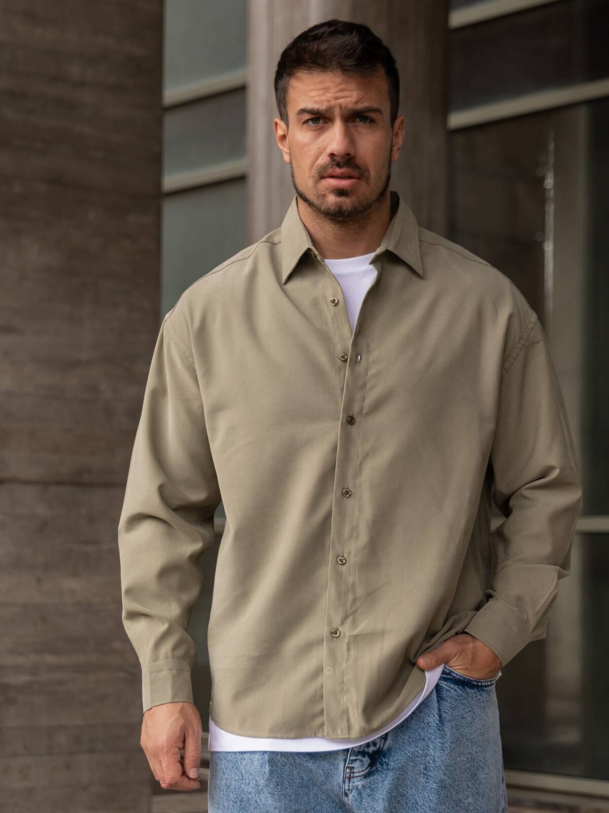 Πουκάμισο-ζακέτα χακί σε oversized γραμμή