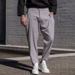 Παντελόνι γκρι σε άνετη γραμμή