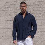 Πουκάμισο μπλε σε oversized γραμμή