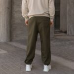 Φόρμα χακί με λάστιχο scratch σε oversized γραμμή - Image 3