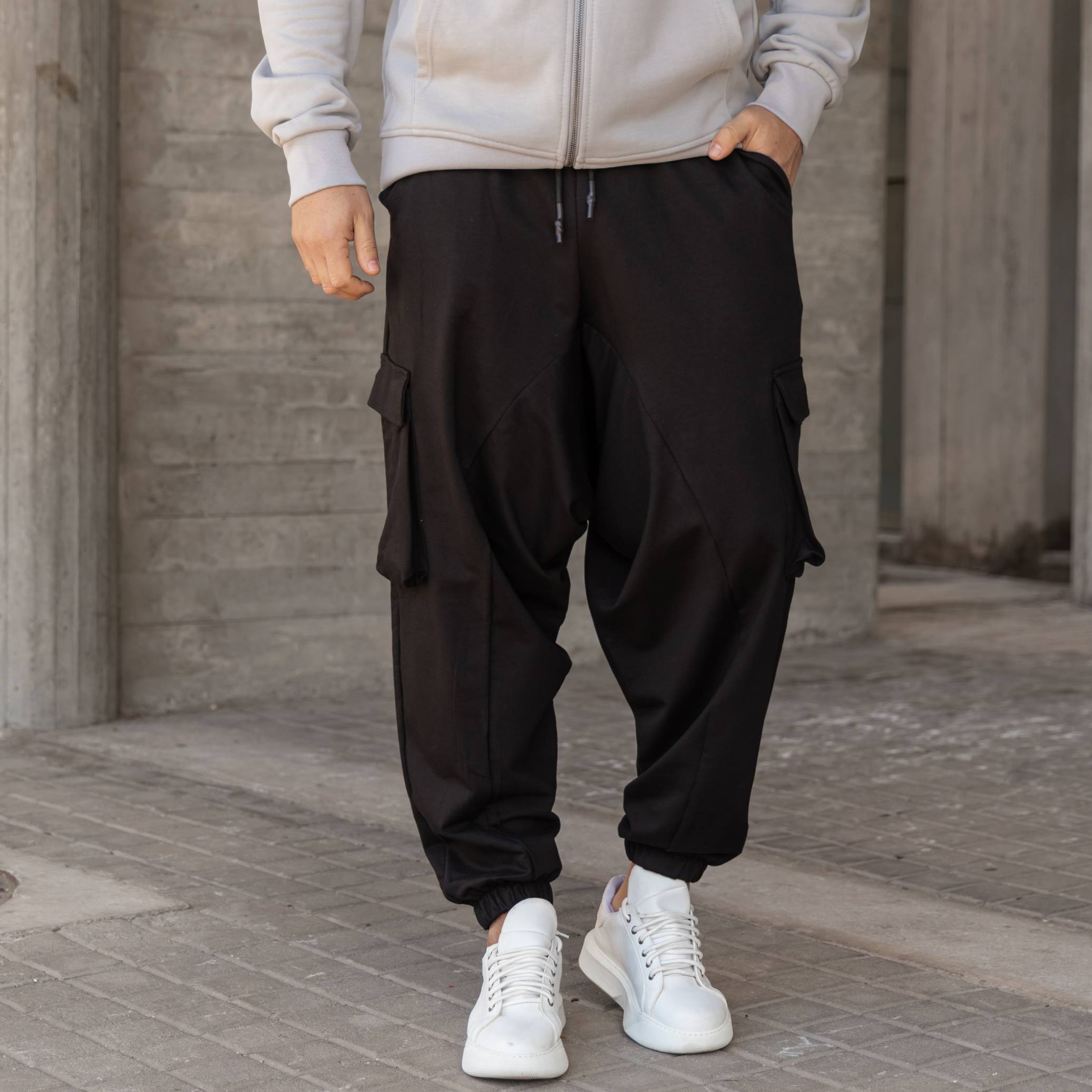 Νέο έργο - 2026-02-18T141709.261 Φόρμα cargo μαύρη σε oversized γραμμή - Image 1