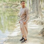 Φούτερ πούρο με λαιμόκοψη σε oversized γραμμή - Image 4