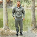 Σετ φόρμα & φούτερ χακί σε άνετη γραμμή