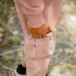 Σετ κοτλέ jacket & παντελόνι cargo ροζ σε oversized γραμμή - Image 10