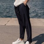 Παντελόνι μπλε με πιέτες σε άνετη γραμμή - Image 3