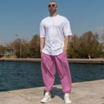Σετ λευκό T-shirt & λιλά japaneese baggy φόρμα σε oversized γραμμή