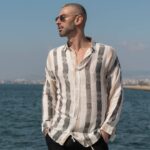 Πουκάμισο ριγέ σε άνετη γραμμή
