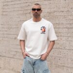 Apple in white - Image 2