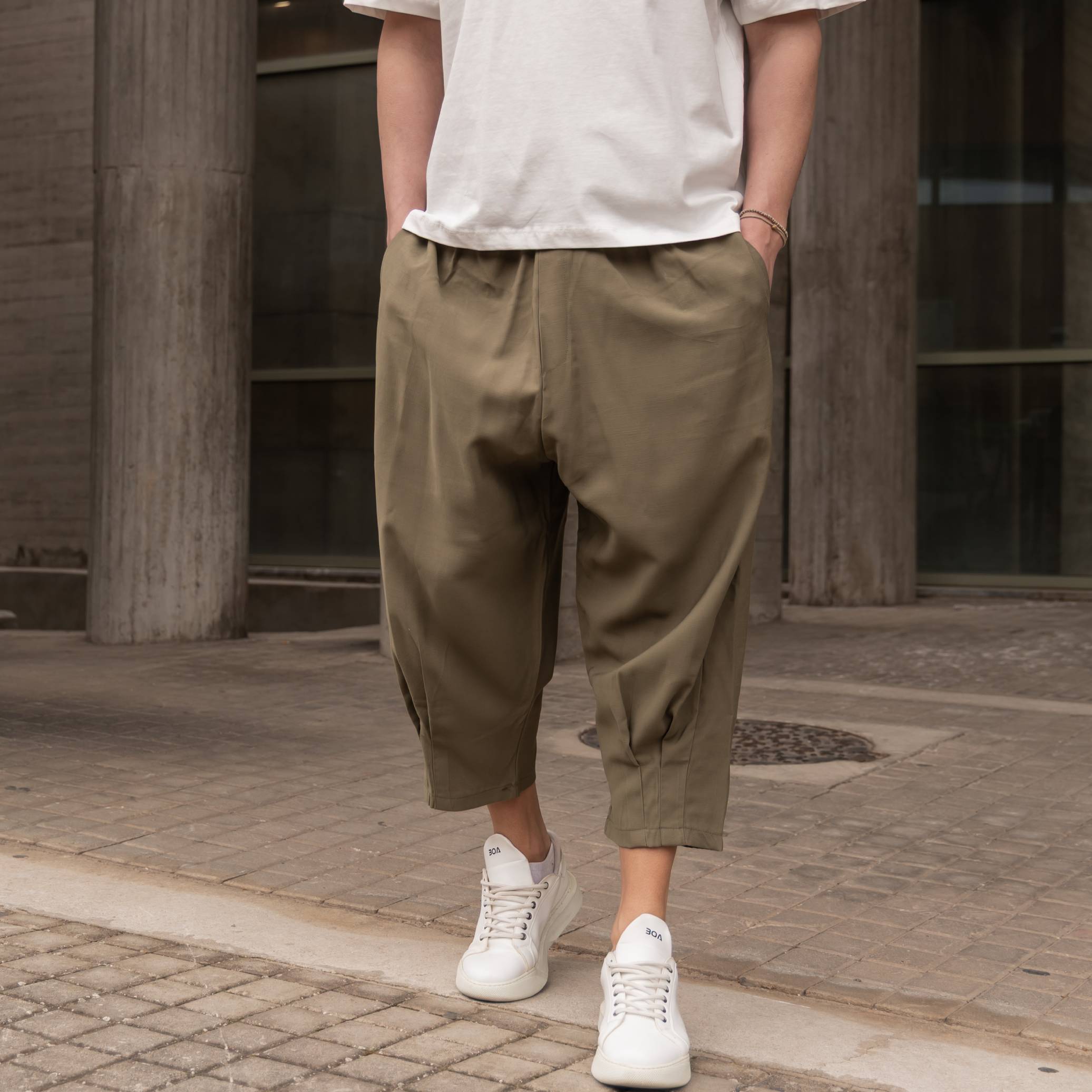 Νέο έργο - 2026-03-23T154150.767 Παντελόνι χακί japaneese λινό σε oversized γραμμή - Image 1