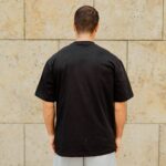 T-shirt μαύρο σε oversized γραμμή - Image 4