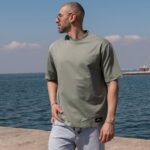 T-shirt μπλούζα φυστικί σε άνετη γραμμή - Image 3