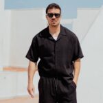 Πουκάμισο κοντομάνικο λινό μαύρο σε άνετη γραμμή