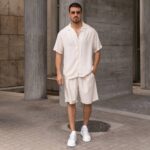 Set λινό κοντομάνικο πουκάμισο με βερμούδα μπεζ σε άνετη γραμμή