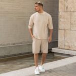 Set T-shirt με βερμούδα μπεζ σε oversized γραμμή