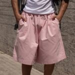 Βερμούδα ροζ baggy σε oversized γραμμή