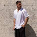 Πουκάμισο κοντομάνικο λευκό σε άνετη γραμμή