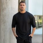 T-shirt μαύρο σε oversized γραμμή