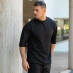 Set T-shirt με βερμούδα μαύρο σε oversized γραμμή - Image 4