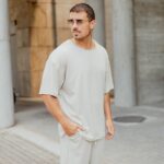 T-shirt μπεζ σε oversized γραμμή - Image 2