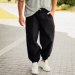 Παντελόνι μαύρο με λάστιχο σε oversized γραμμή