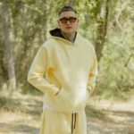 Φούτερ κίτρινο με κουκούλα σε oversized γραμμή - Image 2