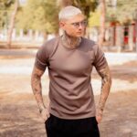 T-shirt μπλούζα καφέ με λάστιχο σε κανονική γραμμή
