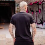 T-shirt μπλούζα μαύρη με λάστιχο σε κανονική γραμμή - Image 3