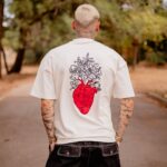 T-shirt μπλούζα red heart λευκή σε oversized γραμμή