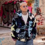 Ζακέτα fleece graffity μαύρη σε oversized γραμμή