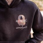 Φούτερ με στάμπα authentic μαύρο με κουκούλα σε oversized γραμμή - Image 4