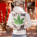 Φούτερ λευκό με κουκούλα σε oversized γραμμή