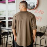 T-shirt μπλούζα χακί σε oversized γραμμή - Image 4
