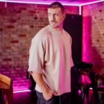 T-shirt μπλούζα boxy ροζ σε oversized γραμμή - Image 4